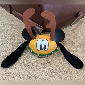 Disney Parks Pluto Reindeer Antler Bells Holiday Mickey Ears Hat Adult Size 55cm